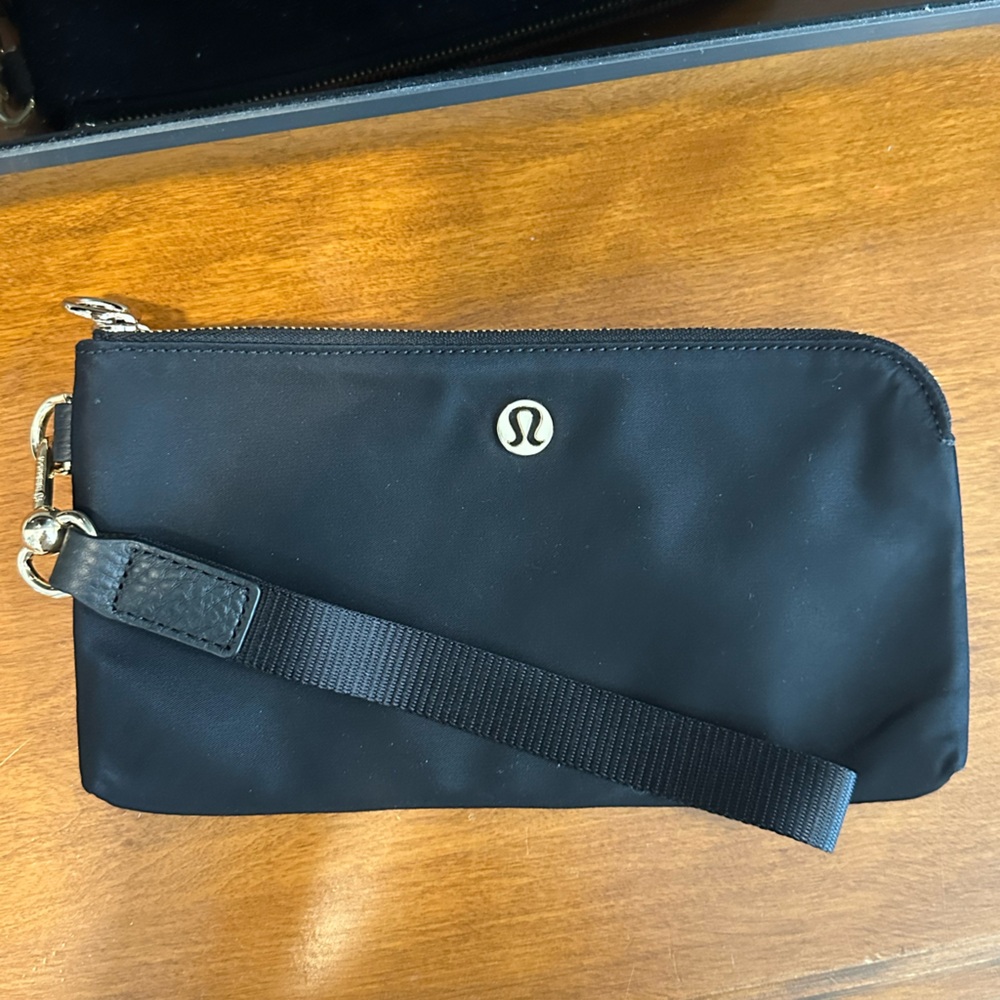 lululemon athletica wristlet or clutch